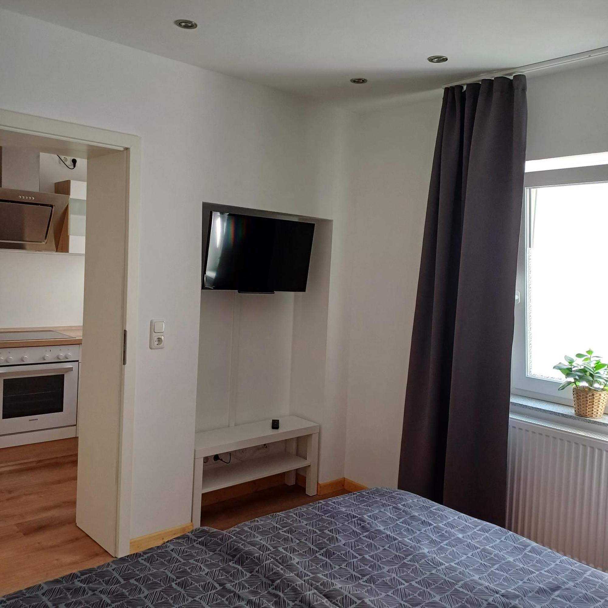 Kleine Wohnung In 바트슈와르토 외부 사진